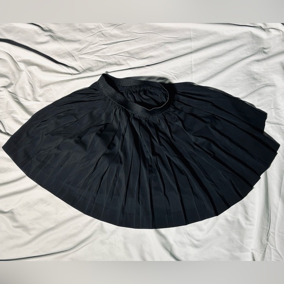 DIVIDED Black Skirt - Picture 3 of 3